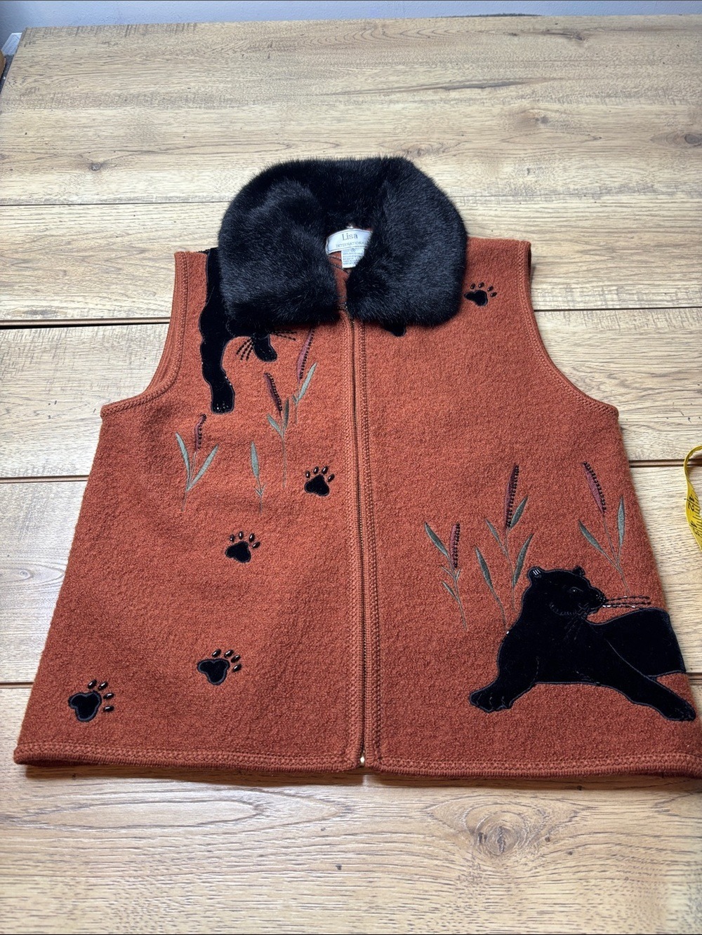 Women’s Vintage Lisa International Wool Panther Vest with Faux Fur Collar Size M